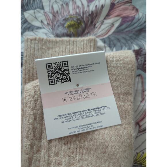 Pudus Beige Knit Sweater Socks NWT - Picture 4 of 4